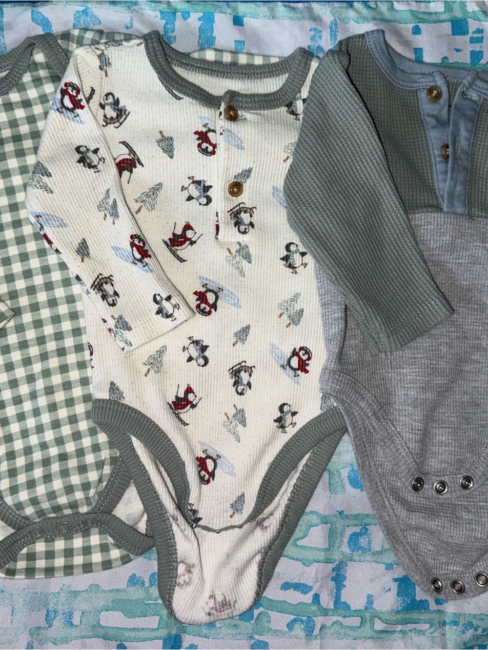 Tahari 3 pk onesies